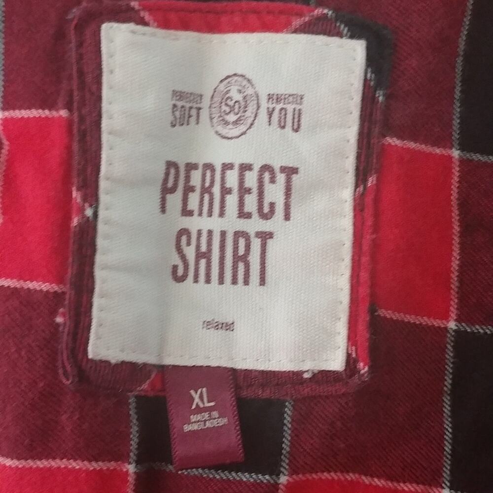 SO Button Front Perfect Shirt Size XL - Picture 4 of 6